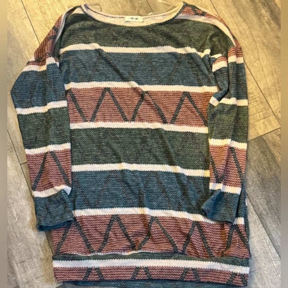 First Love Multicolor‎ Knit Sweater buttery soft boutique Brand Size small